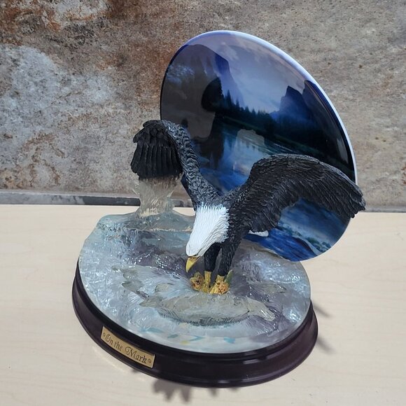 Bradford Exchange Decorative 3 D Plate Flying Eagle Trout Figurine On The Mark F - Picture 7 of 12